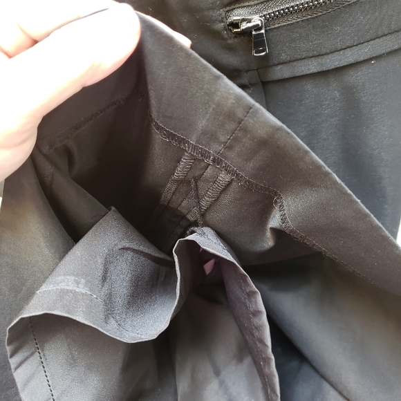 Ann Taylor LBD w/zip pockets, 8 Petite - Picture 11 of 16